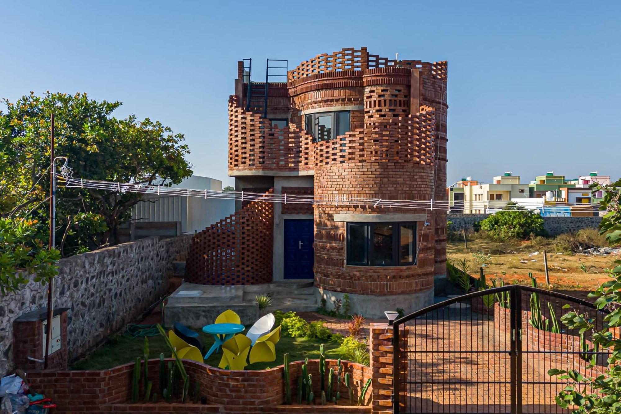 Pool Villa-House Of The Dancing Cactus بونديتْشيري المظهر الخارجي الصورة